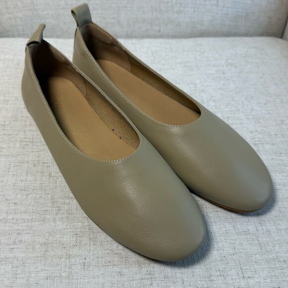 Quince Italian Leather Glove Ballet Flat Womens 9.5 Almond Tan Leather Shoes New - Picture 3 of 7